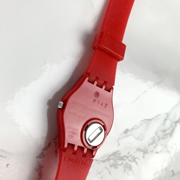 SWATCH Small Watch - Double Wrap Silicone Strap - Red - Picture 4 of 8